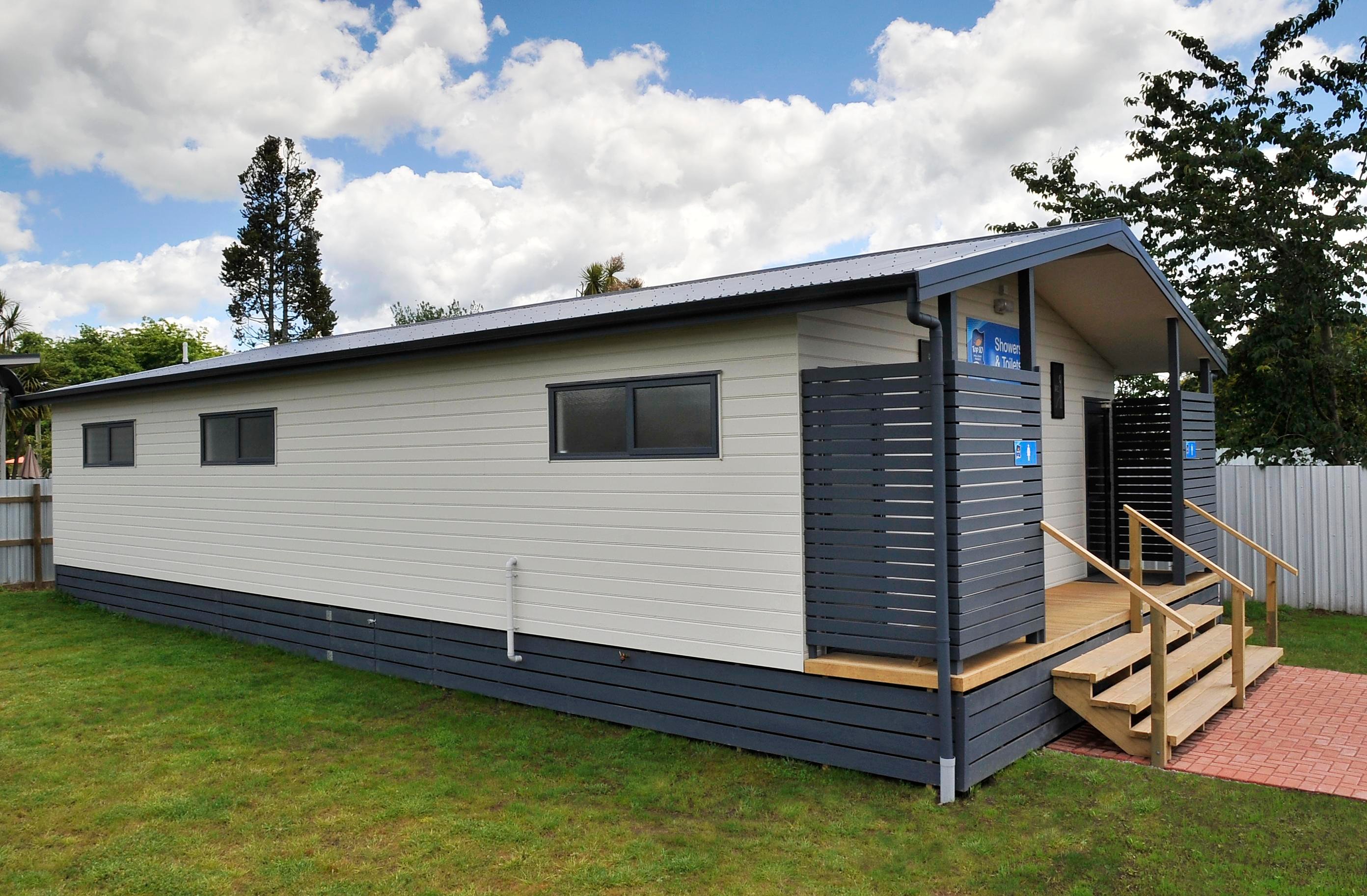 shower and toilet prefab building
